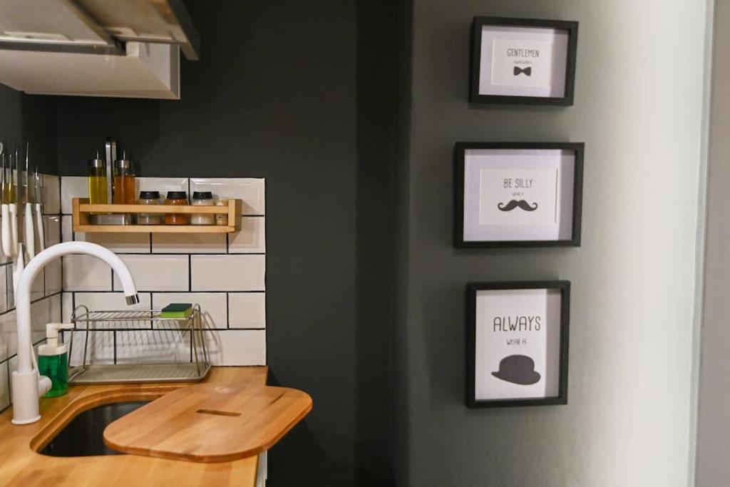 #Tyrtaiou Modern Design Studio Mytilene ภายนอก รูปภาพ